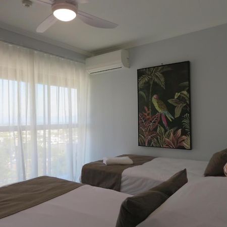 Surfers Beachside Holiday Apartments Голд-Кост Экстерьер фото